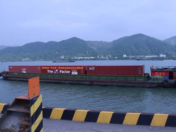 “杭叉號(hào)”海河聯(lián)運(yùn)班輪成功首航，又一精品航線“金名片”